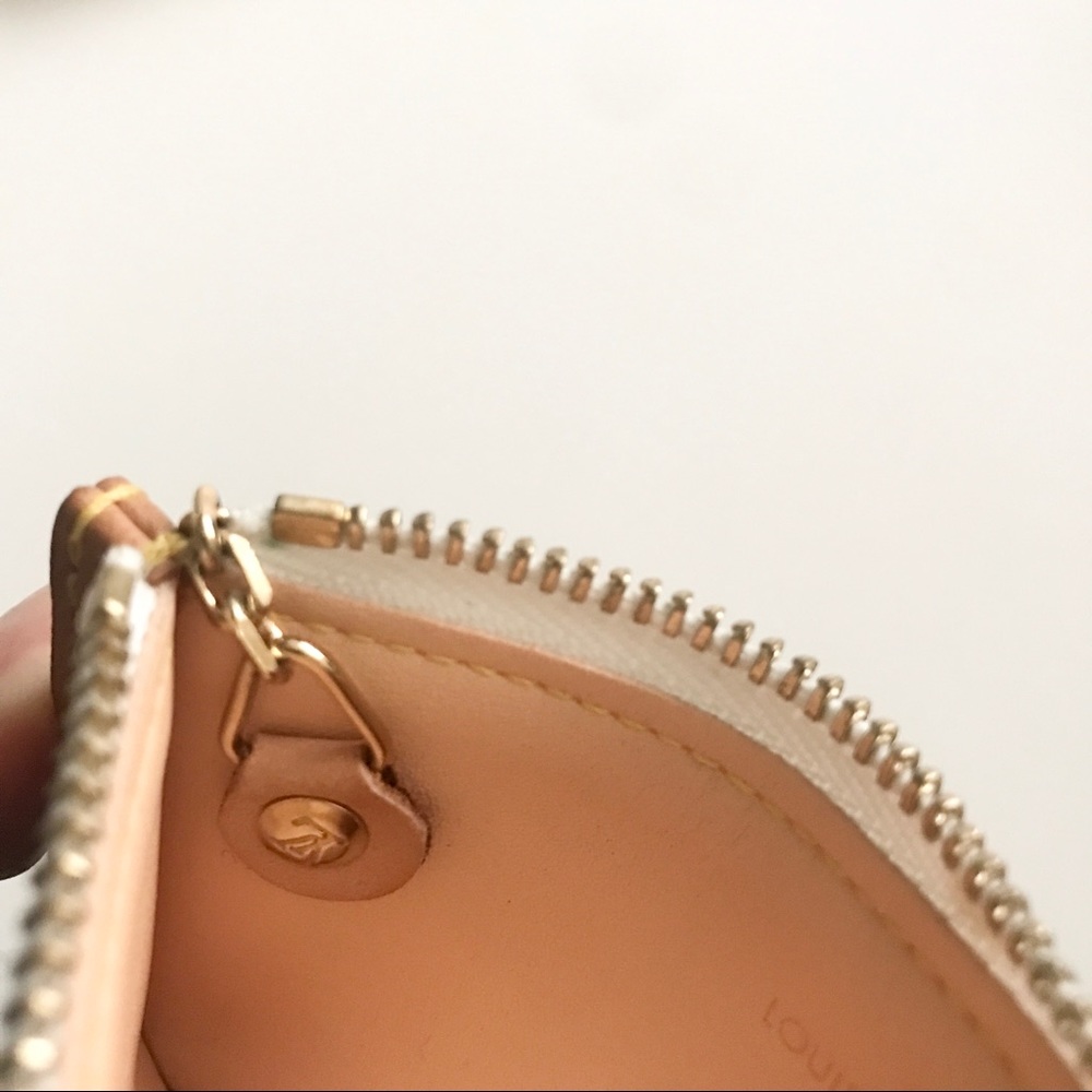 Louis Vuitton Multicolor Monogram Pochette Key Cles Pouch White Blanc Murakami - Picture 11 of 16